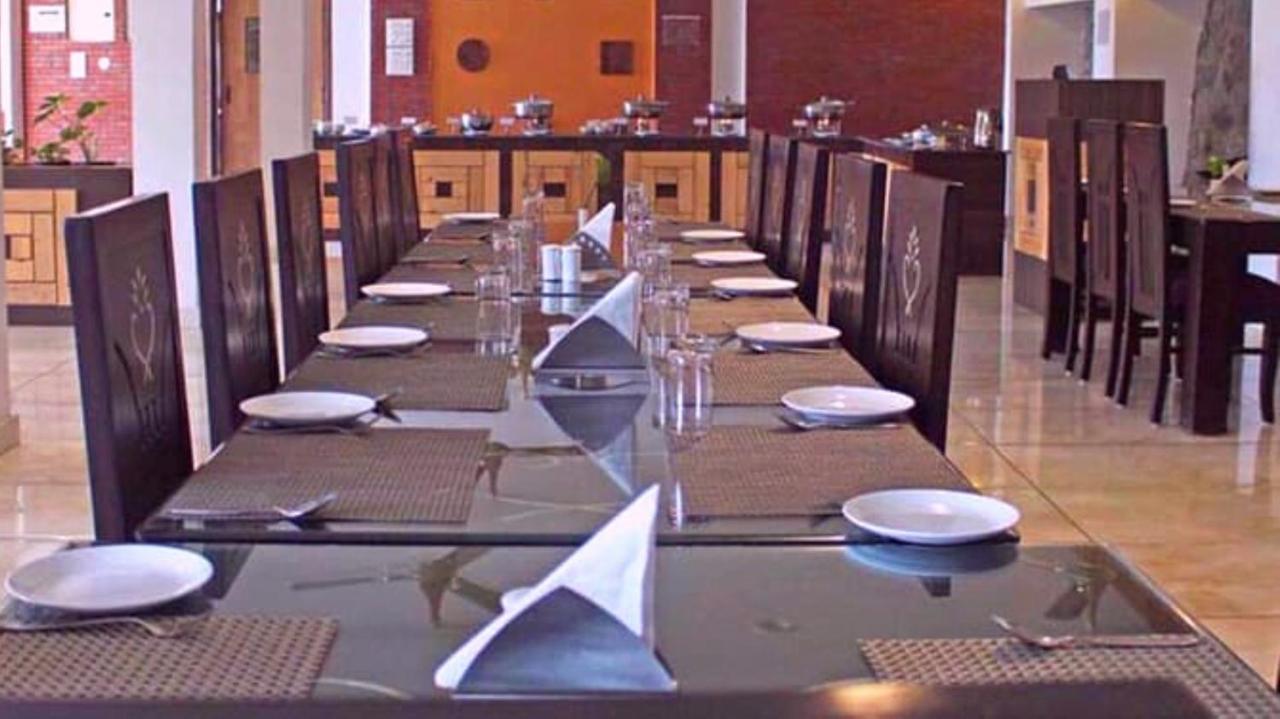 דהראדון Pyramid Home Divine - A Wellness Resort מראה חיצוני תמונה