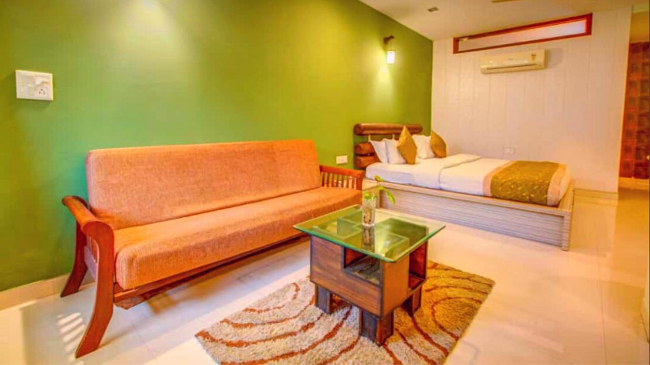 דהראדון Pyramid Home Divine - A Wellness Resort מראה חיצוני תמונה